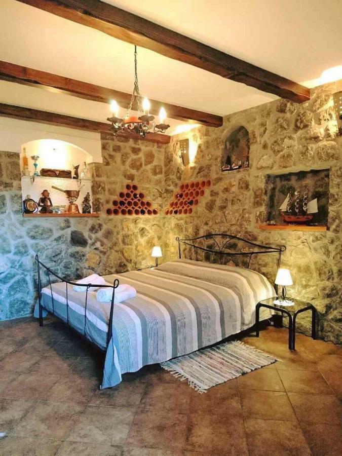 Poljane Apartman Ruza 3 מראה חיצוני תמונה